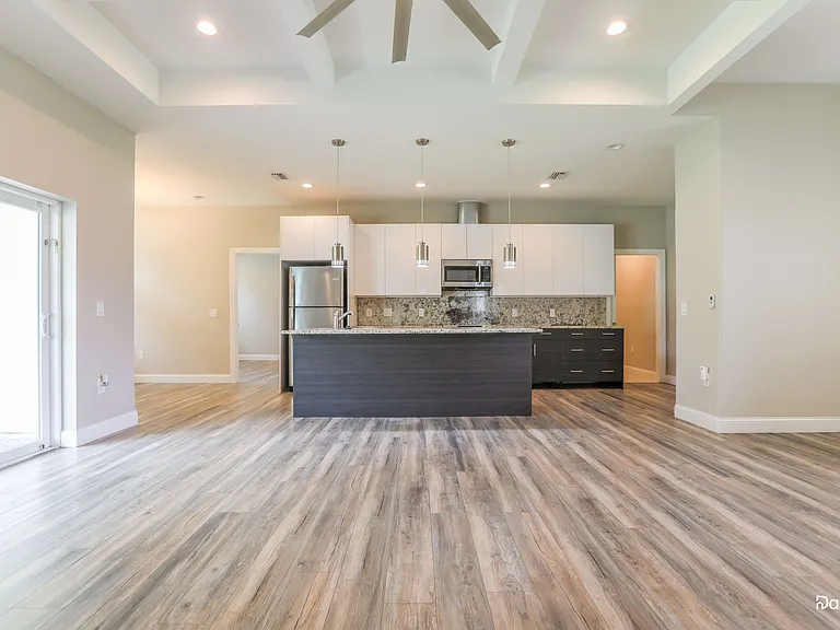 2369 Mistleto Ln — Photo 4