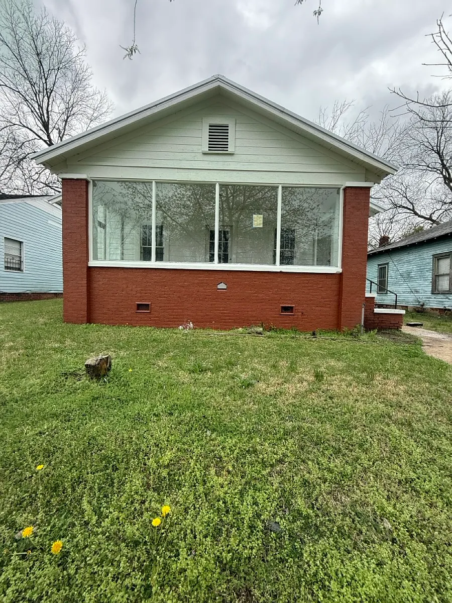 Building Photo - 2523 16th St
