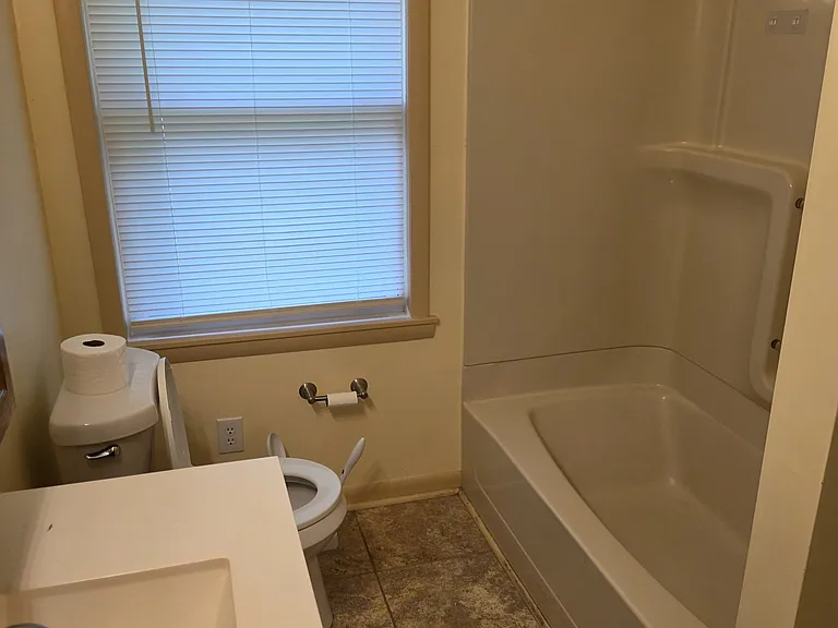 230 Lone Star Rd — Photo 7