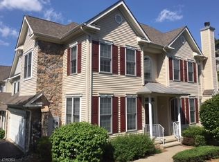 11 Rolling Views Dr, Woodland Park, NJ 07424