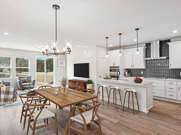 4th image of 219 Oak Summit Pl #219