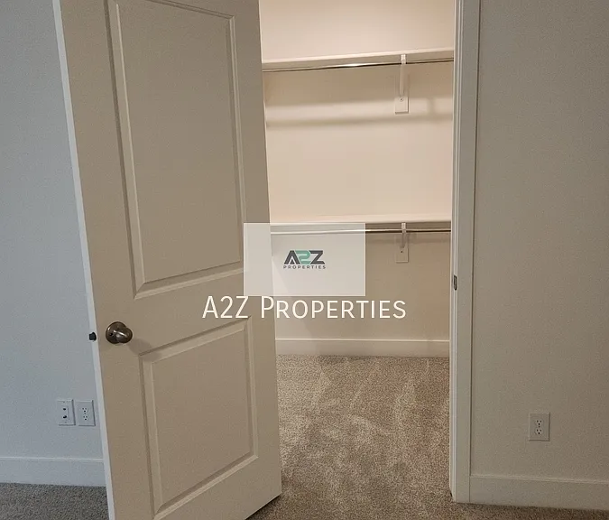 924 S 850 W — Photo 23