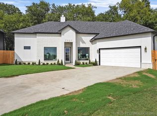7927 E 26th Pl, Tulsa, OK 74129