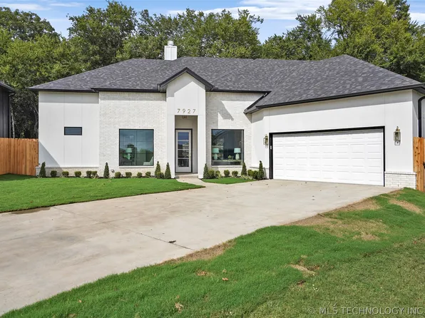 7927 E 26th Pl, Tulsa, OK 74129