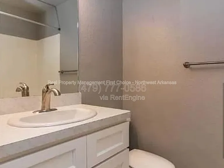 581 W Moan Pl — Photo 7