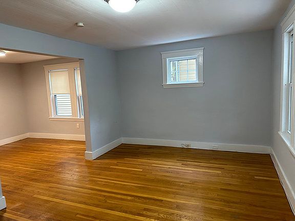 5th image of 18 Symmes St #1