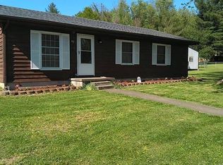 40 Hamilton Smith Sq, Cannelton, IN 47520