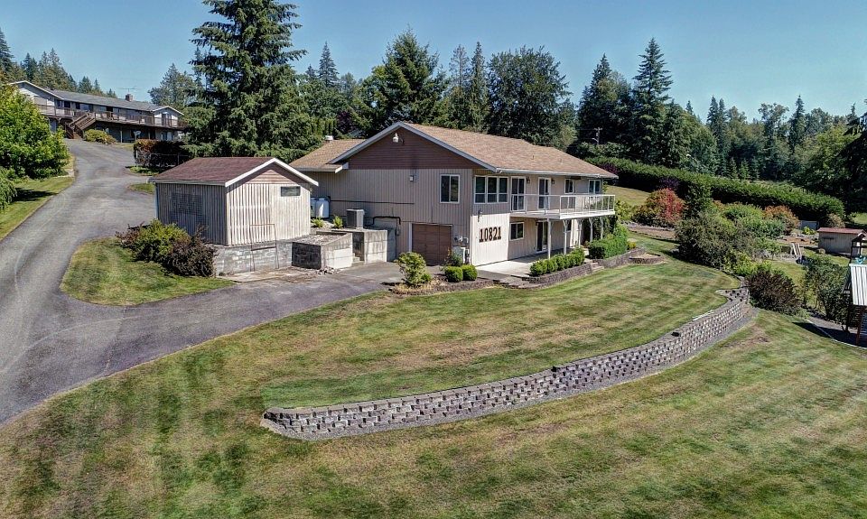 1st image of 10821 78th Ave NE