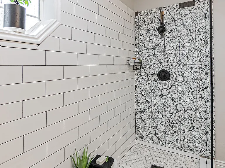 3915 Woodhaven Ln — Photo 37