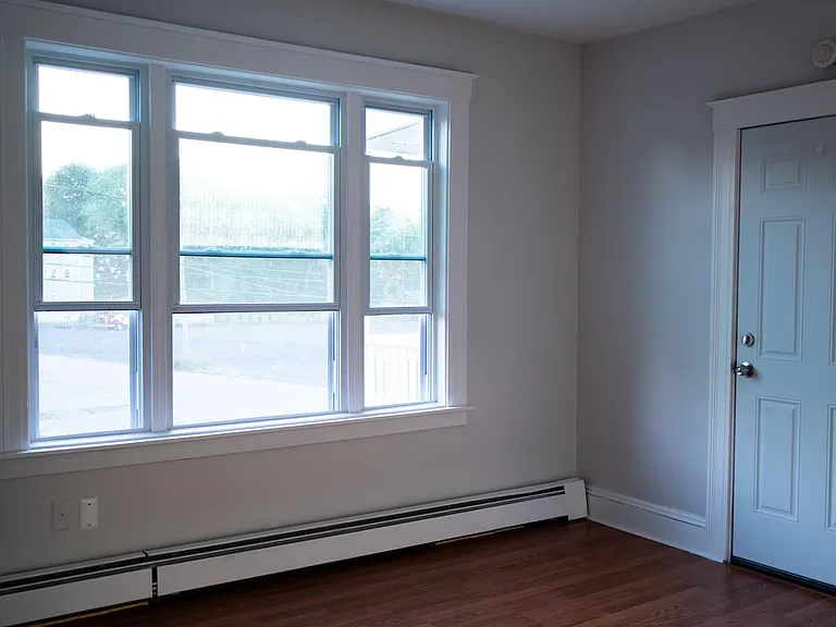 29 Curtin Ave #2 — Photo 3