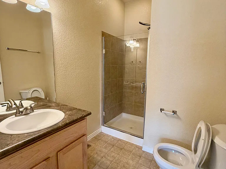 9404 Ashbury Cir #103 — Photo 4