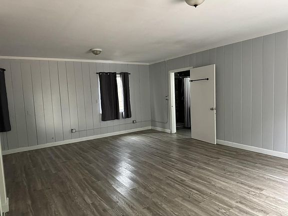 2nd image of 26241 Lake St