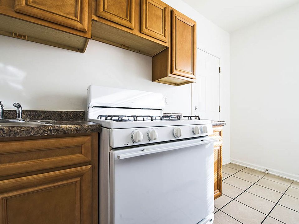 1st image of 4815-23 W Cortez St #4817-3B