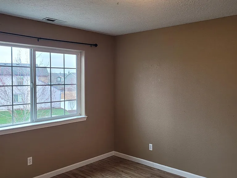 1528 Boulder Creek St SE — Photo 15