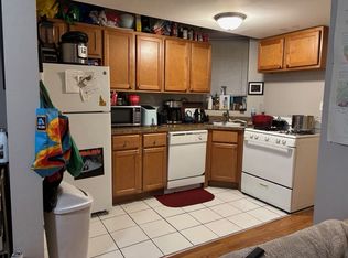 621 W Armitage Ave #G, Chicago, IL 60614