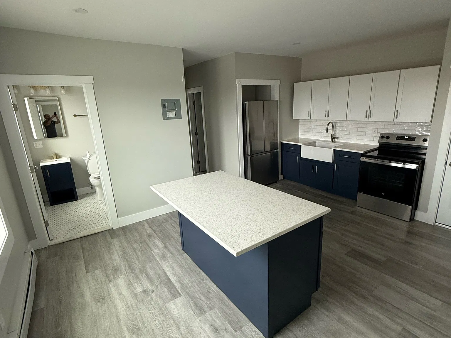 3 bed, 1200 sqft, $1,950 — Photo 1