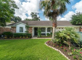 7031 Concho St, Houston, TX 77074