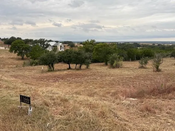 222 Cedar Mountain Dr, Marble Falls, TX 78654