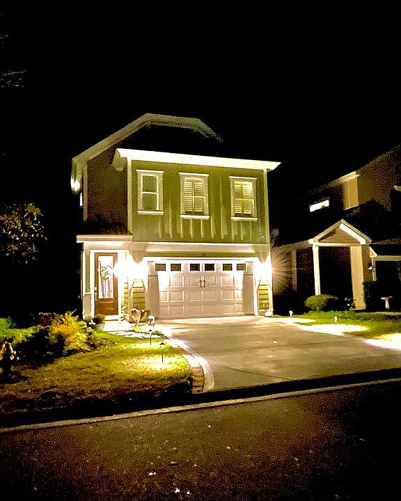 1st image of 12 Hanahan Ln