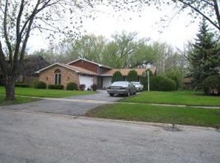 2925 Kathleen Ln, Flossmoor, IL 60422