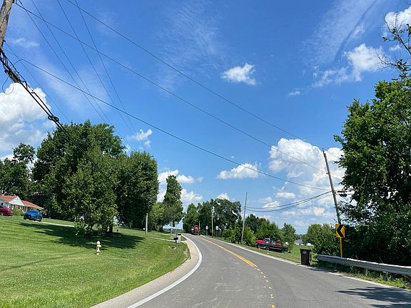 4th image of 2178 Middletown Eaton Rd
