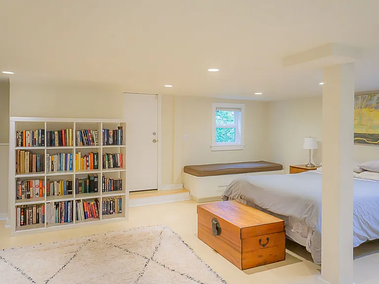 1557 Madrona Dr — Photo 18