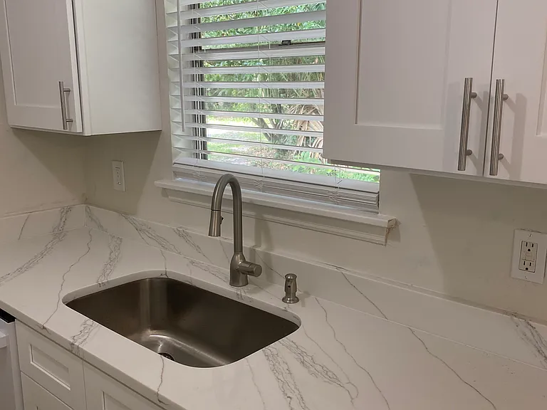 950 Beau Ct — Photo 1