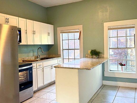 5th image of 1069 Talley Pl