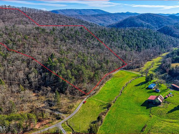 3rd image of War Valley Rd