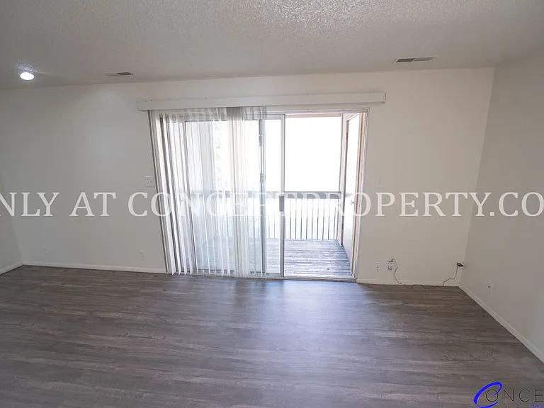 Foothill Terrace — Photo 196