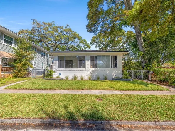 875 14th Ave N, Saint Petersburg, FL 33701