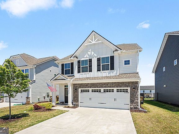 3rd image of 587 Gunter Dr