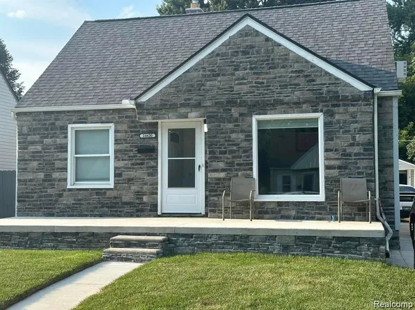 24620 Stanford St, Dearborn Heights, MI 48125