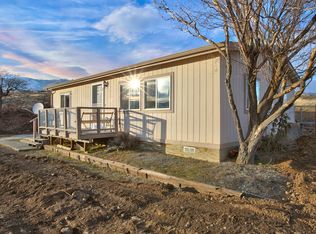 570 Desert Rose Dr, Yakima, WA 98903