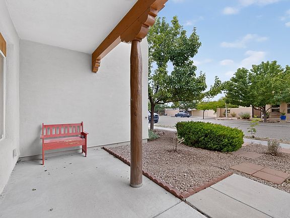 2nd image of 4809 Golden Ray Cir