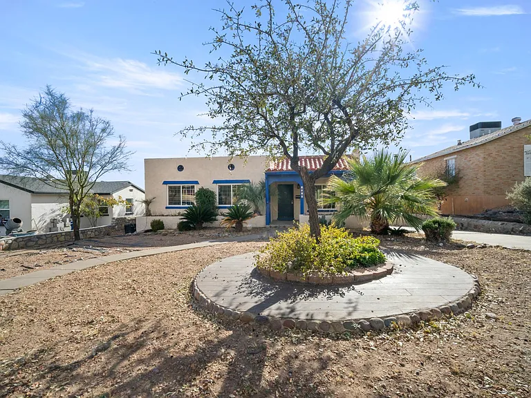 2522 Altura Ave — Photo 18