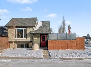 106 W Eldorado Rd SE, Airdrie, AB T4B 1B6