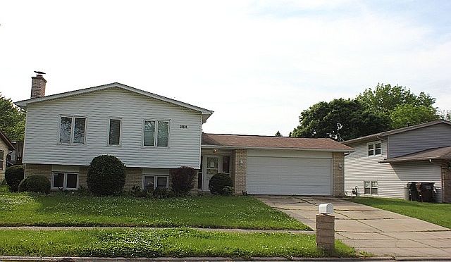 1st image of 22624 Amy Dr