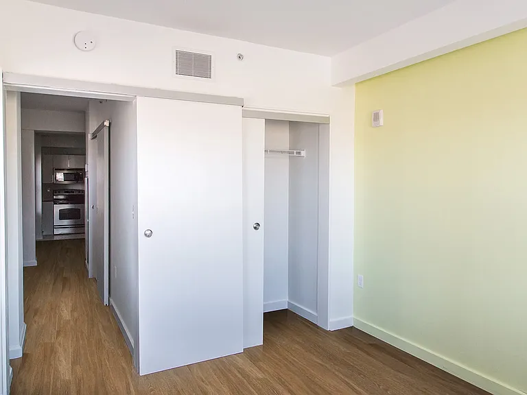 Park Central — Photo 152