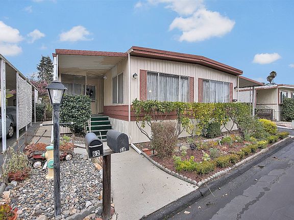 3rd image of 60 Pepperwood Way
