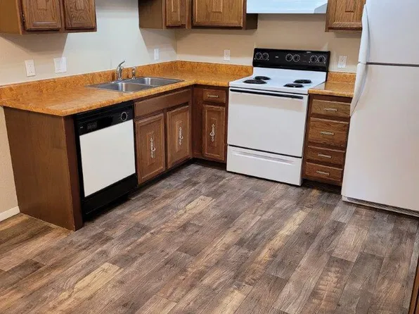 Boardwalk Apartments, 330 N Euclid Ave #E8008a978, Pierre, SD 57501