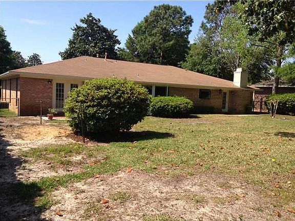5th image of 609 Manor Ct