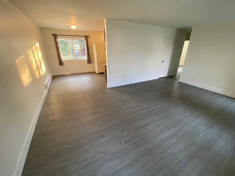 1411 McPherson Ave — Photo 6