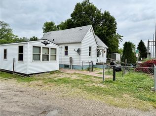 1735 N Martin Luther King Jr Dr, Decatur, IL 62526