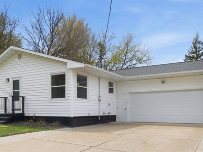 728 2nd Street, Altoona, WI, 54720