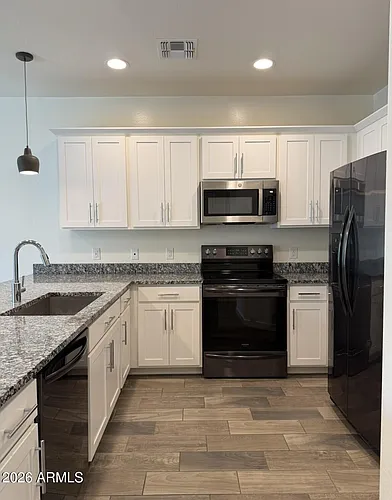 4038 E Erie St #104 Photo 1