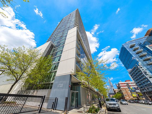 2nd image of 1720 S Michigan Ave APT 2404
