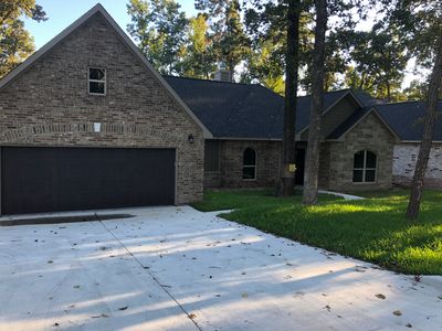 1827 E Lake Dr, Huntsville, TX, 77340