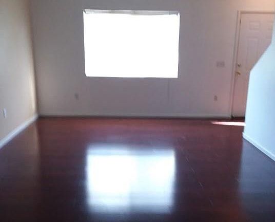 5th image of 2050 Los Feliz St Unit 132