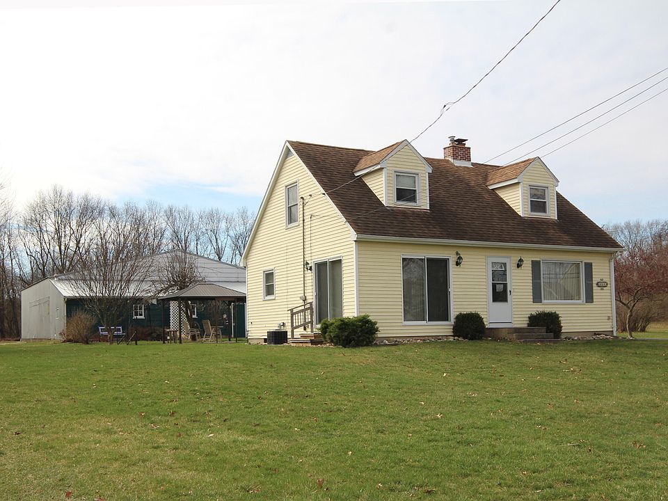 1st image of 3602 Woodhams Ave
